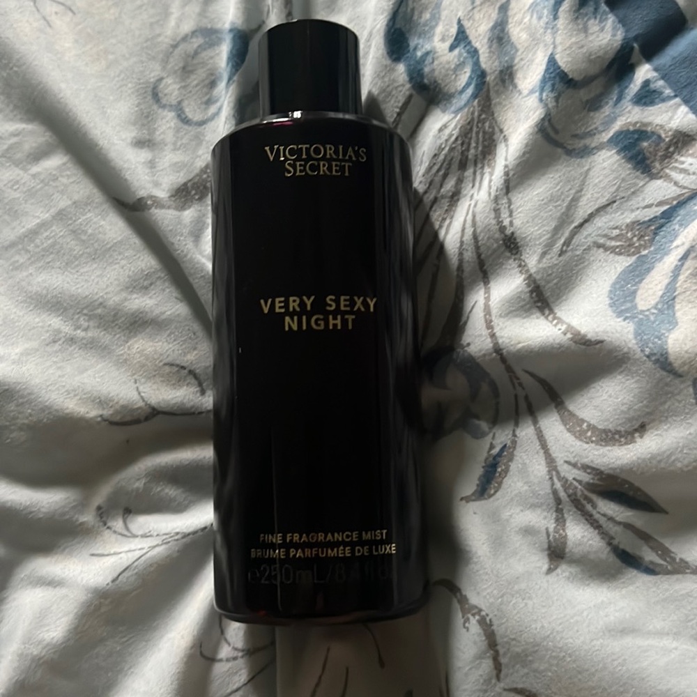Very sexy night perfume